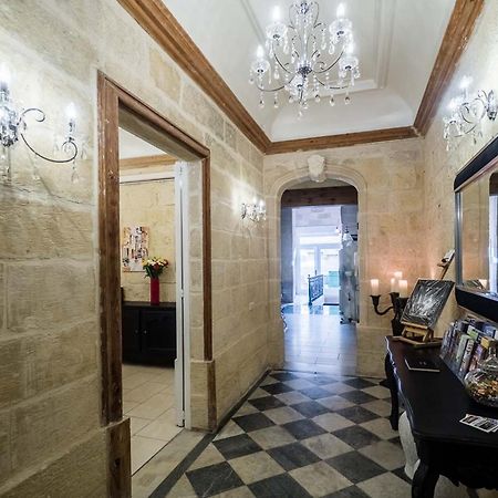 מלון Cospicua Julesy'S Bnb מראה חיצוני תמונה