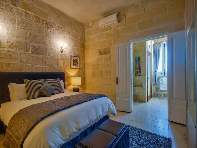 מלון Cospicua Julesy'S Bnb מראה חיצוני תמונה
