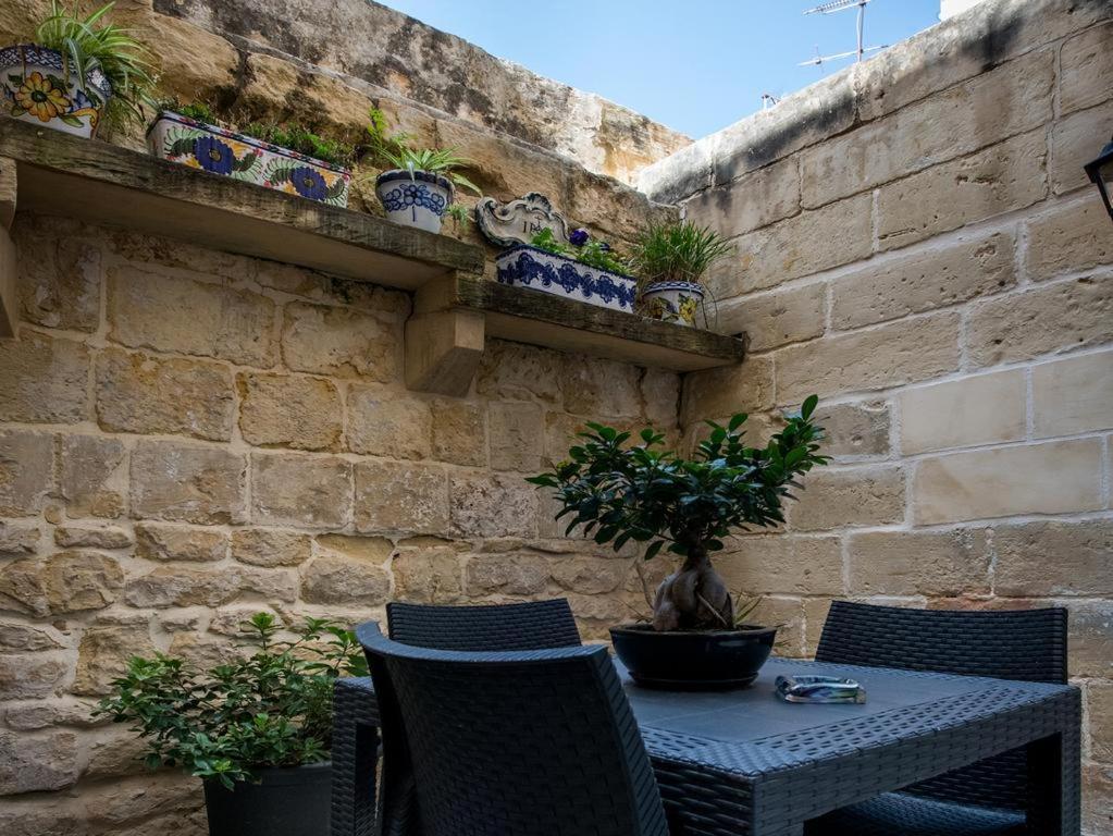 מלון Cospicua Julesy'S Bnb מראה חיצוני תמונה