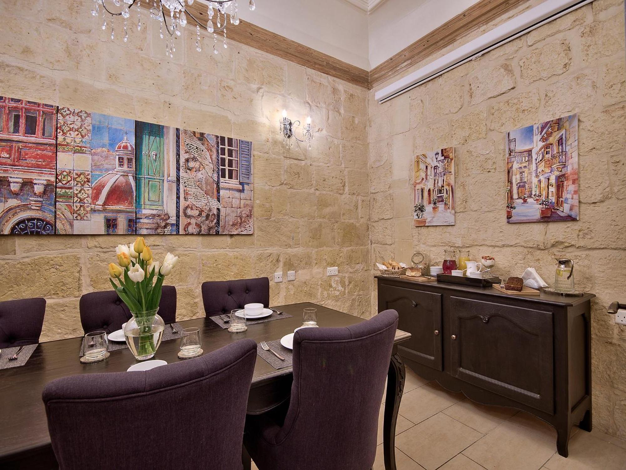 מלון Cospicua Julesy'S Bnb מראה חיצוני תמונה